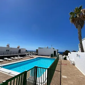 Lola , Puerto del Carmen (Lanzarote) Spagna